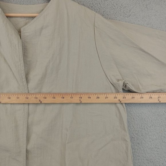 F.H. CLOTHING CO. Button-down Top shirt size M - Picture 5 of 8